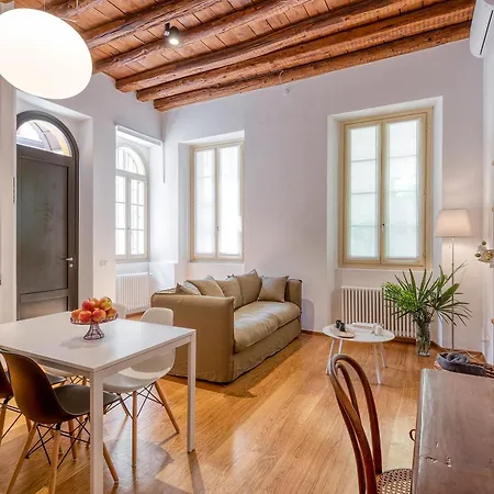 Lejlighed Comfort & Style In Center With Parking Como